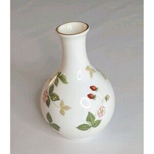 Wedgwood Wild Strawberry Bone China Bud Vase
